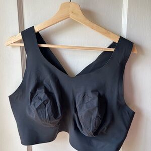 Evelyn & Bobbie Defy bra. 3XL